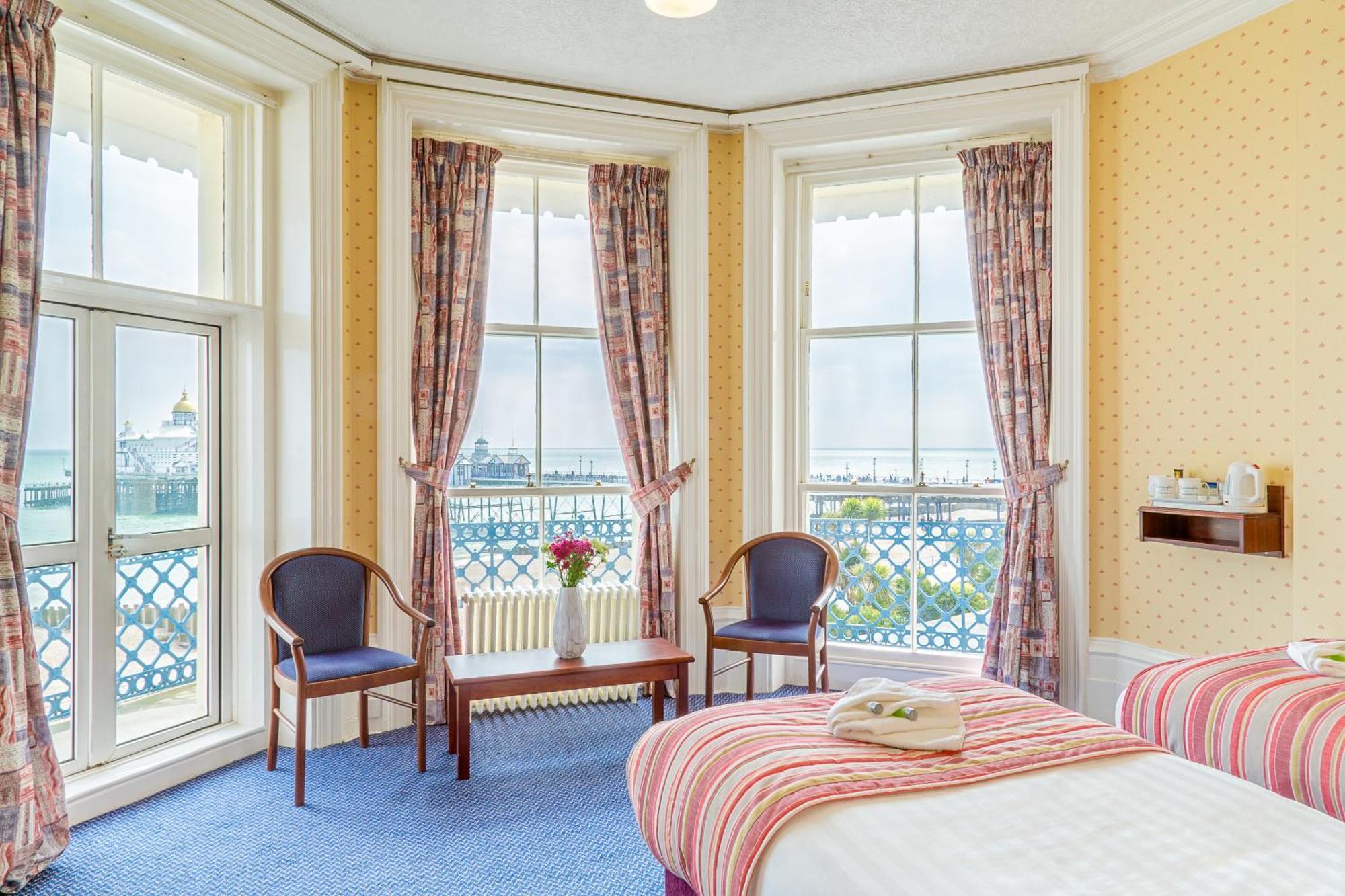 Queens Hotel AEGON International Esterno foto